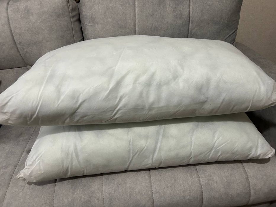 Подушки новые , синтепон