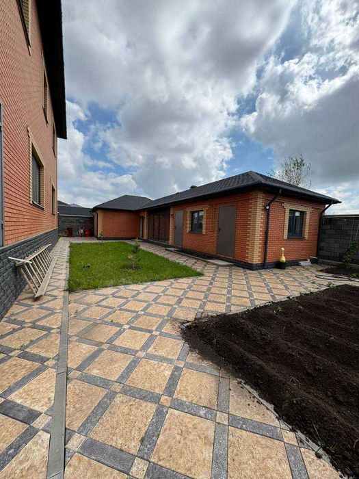 Цена далеко ниже рыночной.