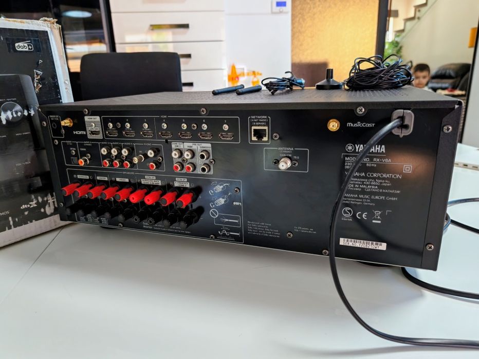 Receiver Amplificator Yamaha RX-V6A - impecabil, cutie completa, HDMI 2.1 revizuit