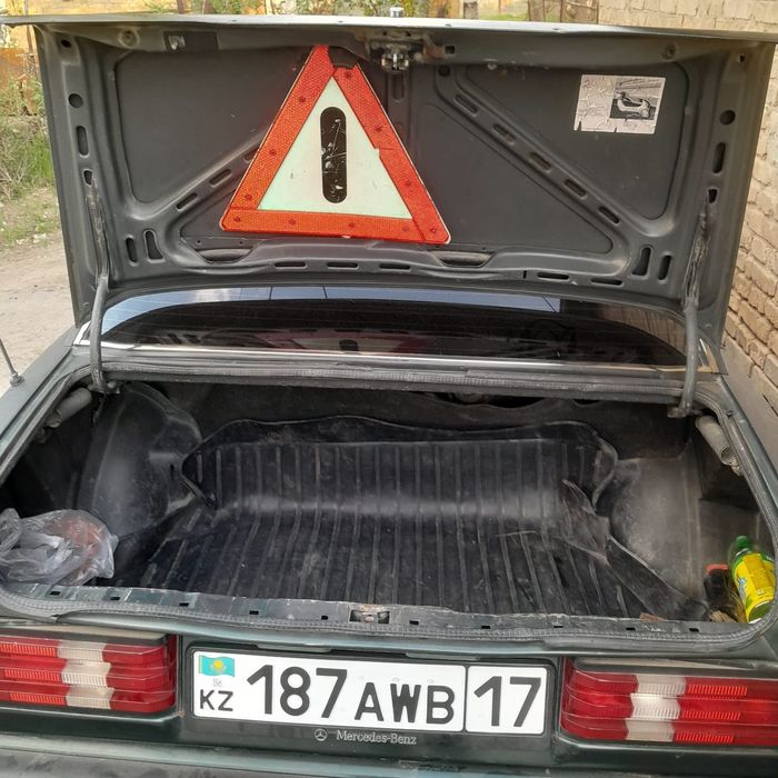 Mercedes 190 автомат