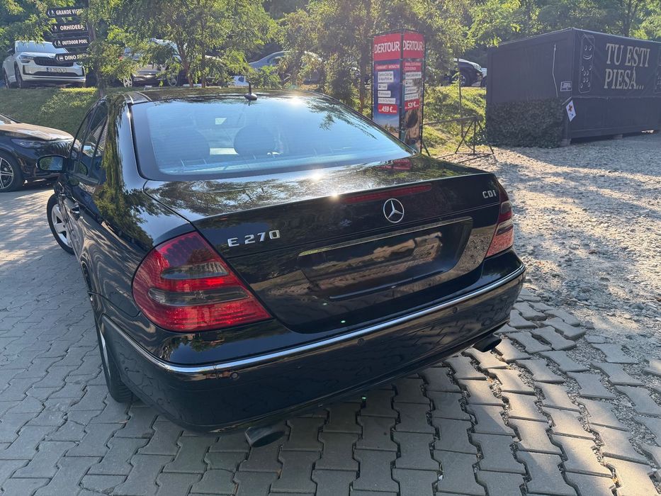 Mercedes-Benz E