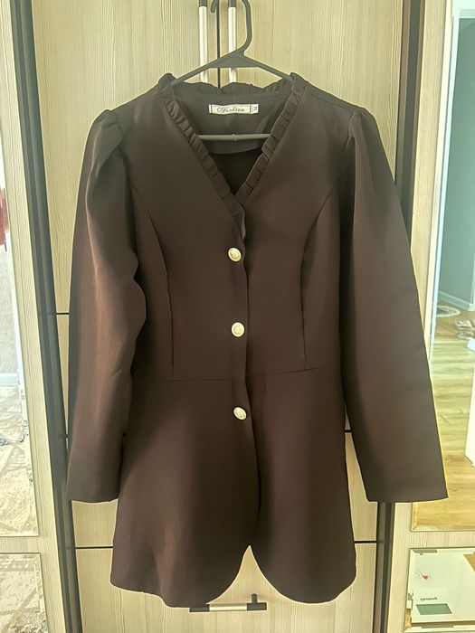 Продам Платья черная