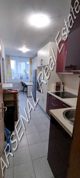 Дава се под наем Четиристаен апартамент в София, Гео Милев - 135 кв.м за 700 € - Снимка #1