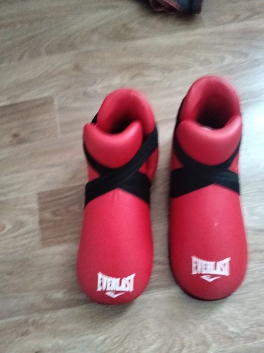 Футы для таеквондо и кикбоксинг