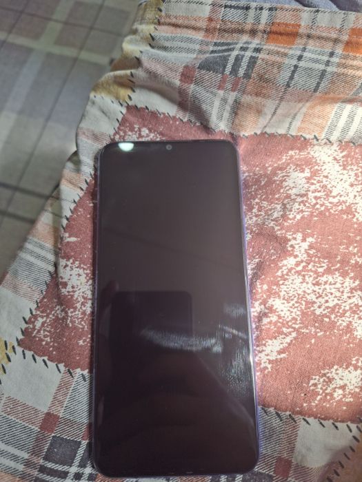 Продам смартфон VIVO Y21