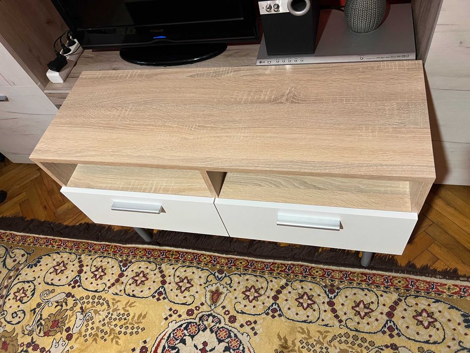 Шкаф за телевизор