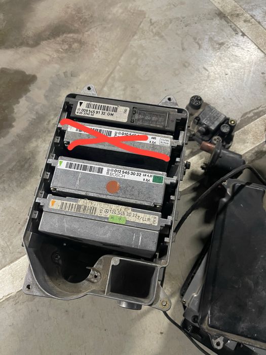 Короб мозгов от w124 e420 e500 v8 m119