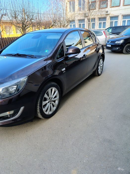 Opel Astra J 1.4 2013