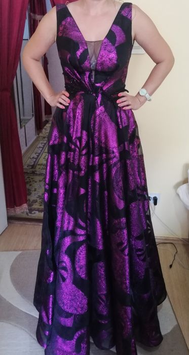 Vând rochie de gală / Nașă