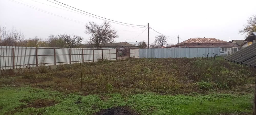 Casă cu teren de vânzare!Sat Petresti, Comuna Petresti