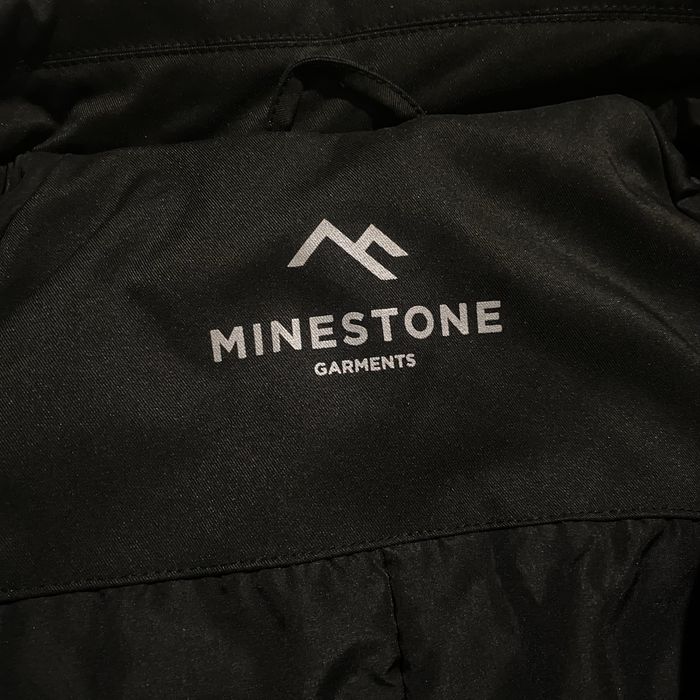 Чёрный тренч Minestone