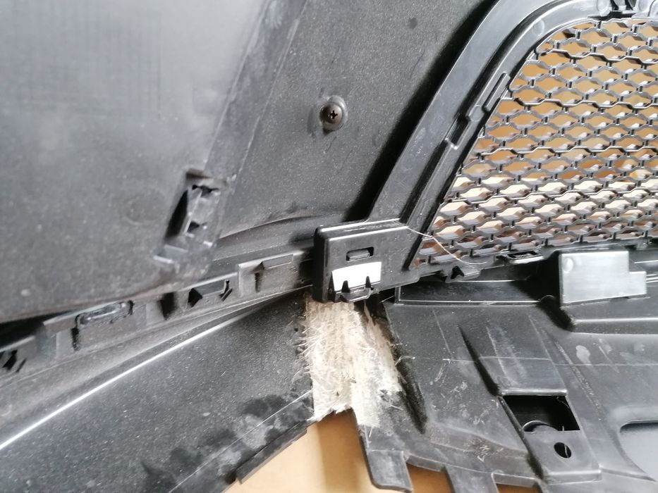 Bara fata Range Rover Velar L560