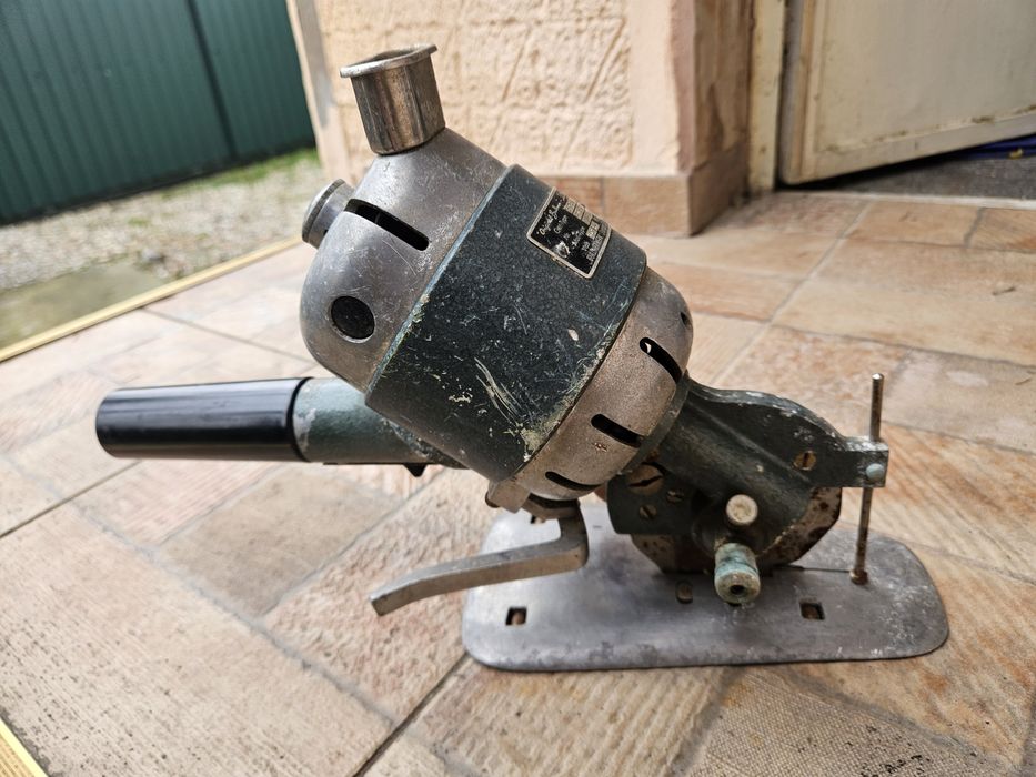 cutter electric 220v