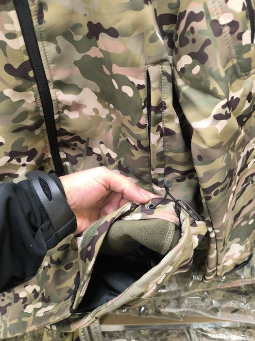 Камуфлажно яке / худи Мултикам