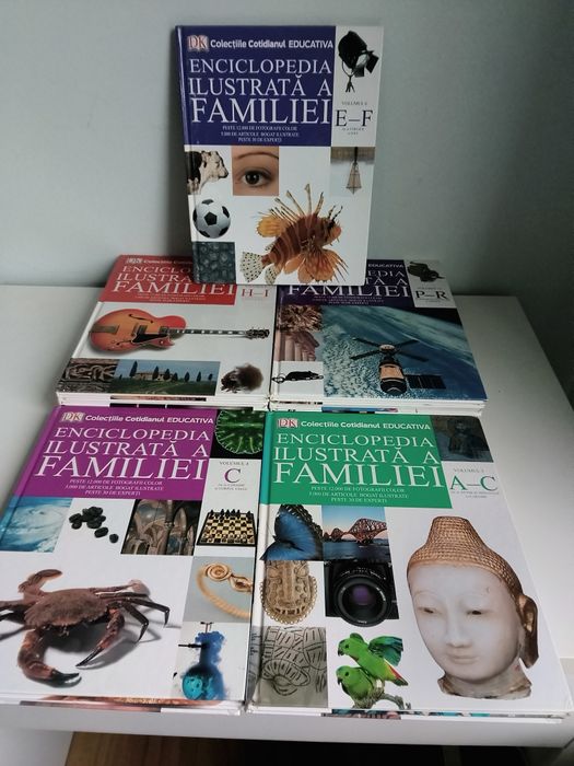 Enciclopedia ilustrata a familiei 13 volume