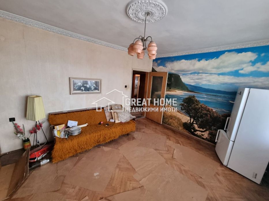 Продава се Четиристаен апартамент в Търговище, Център - 135 кв.м за 643 €/кв.м - Снимка #2