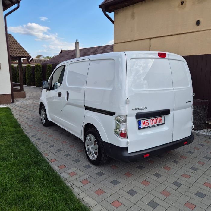 De vanzare Nissan e-NV200 electric