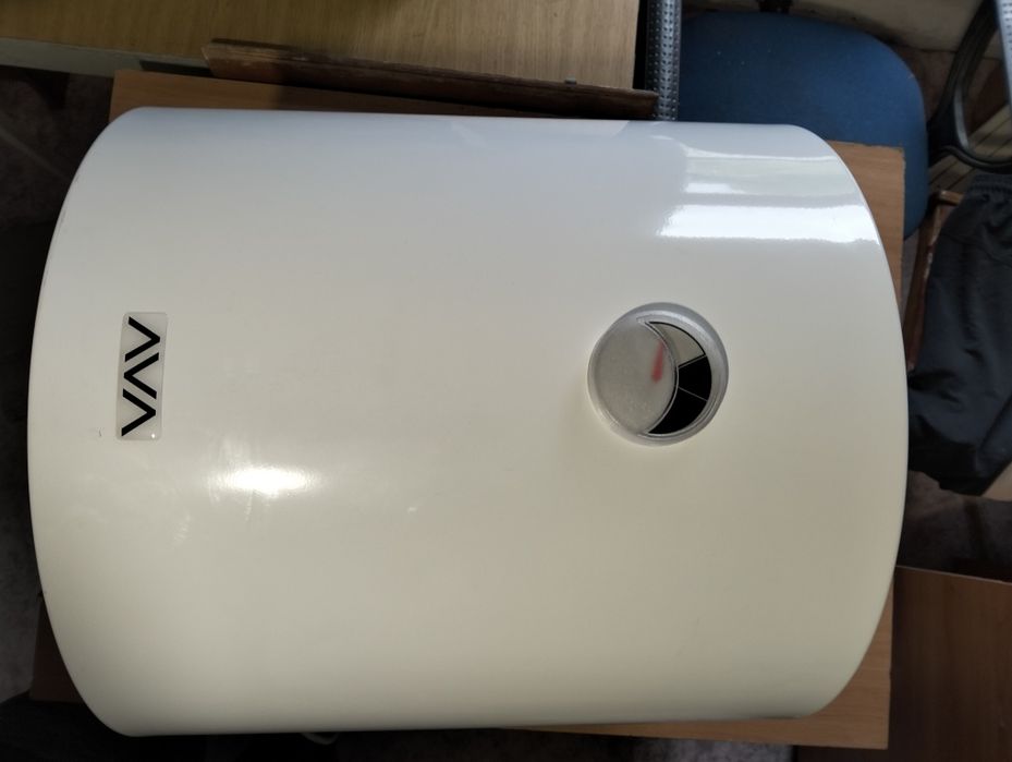 Продам обогреватель воды  AVA  новый