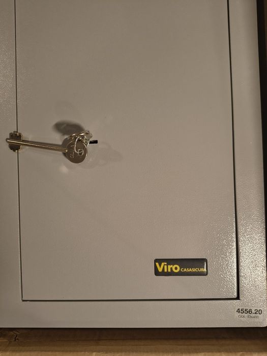 Viro | Вграден механичен сейф Casasicura, двойна ключалка, 420 x 300 x
