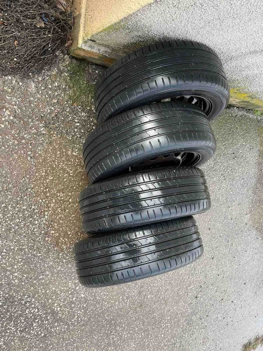 Гуми  с джанти и тазове летни 195/55/15