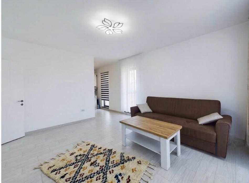 Apartament 3 camere de inchiriat în bloc de apartamente Brasov, Cristian