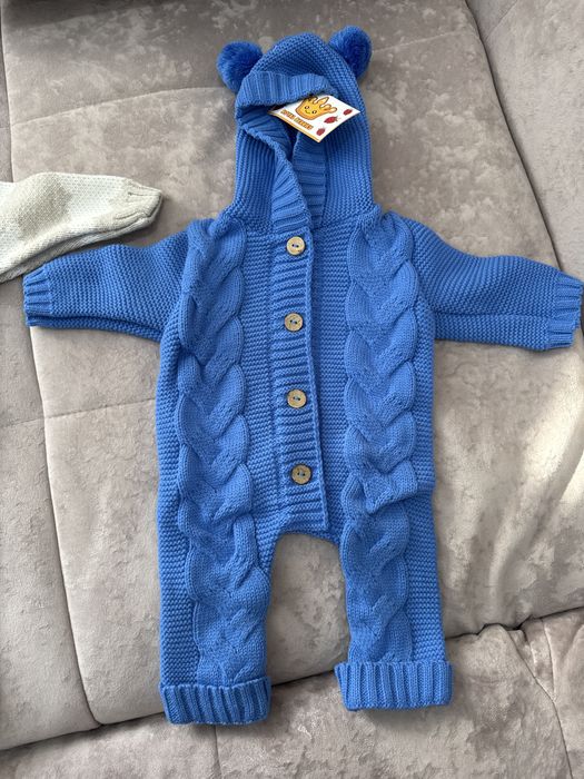 2 красивых костюма