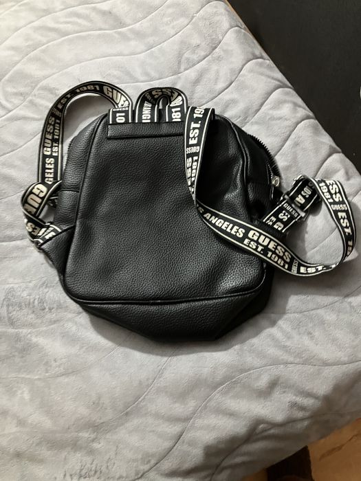 Разпродажба на чанти