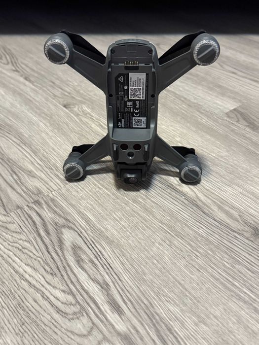 Vand Drona DJI Spark