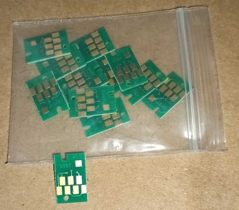 8 Cipuri T6997 Maintenace box