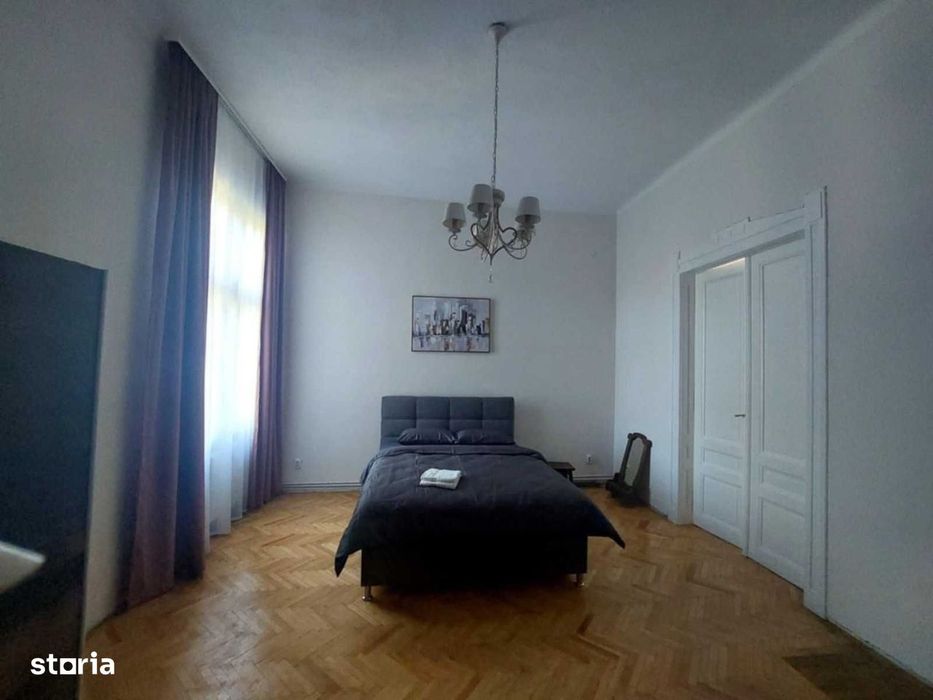 Casă de închiriat