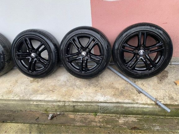 Vând jante aliaj r17