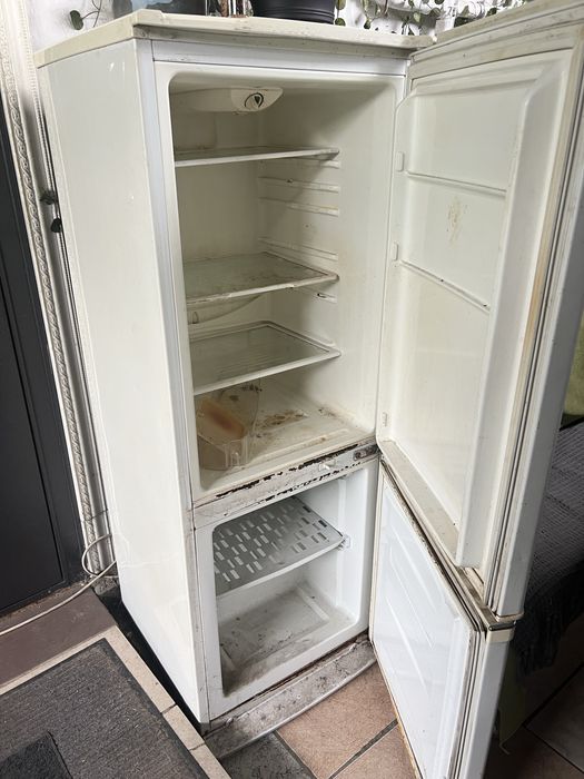 Холодильник LG старый