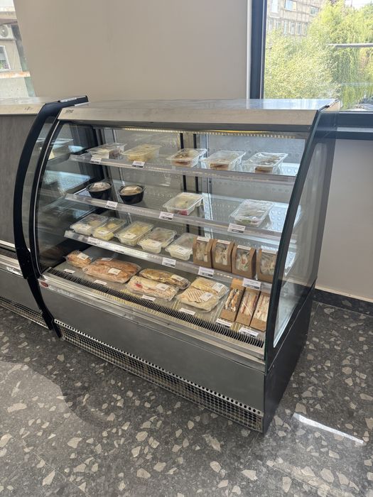 Холодильная витрина открытая