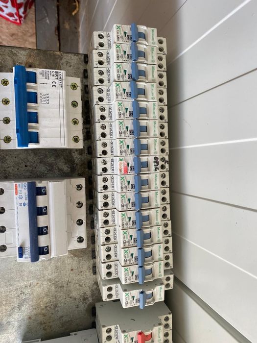 Tablouri electrice si sigurante