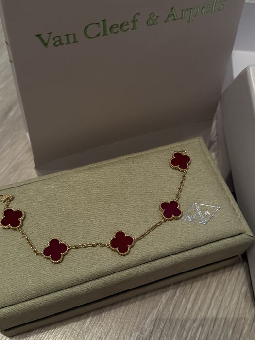 Van cleef 750 проба в желтом золоте