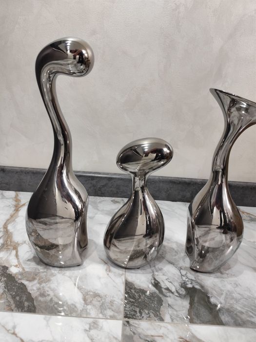 Продам вазы керамика и стекло