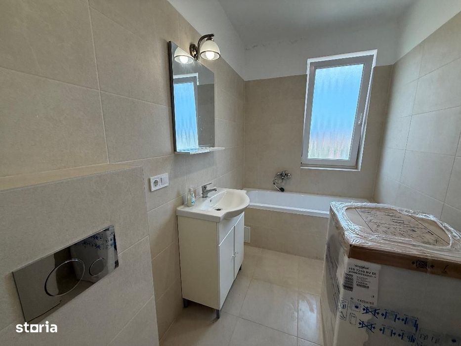 De vanzare Apartament 3 camere, Alba Micesti Bloc Nou.