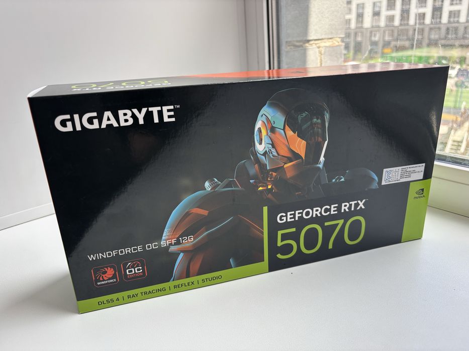 GeForce RTX 5070 WINDFORCE OC SFF 12G Новая