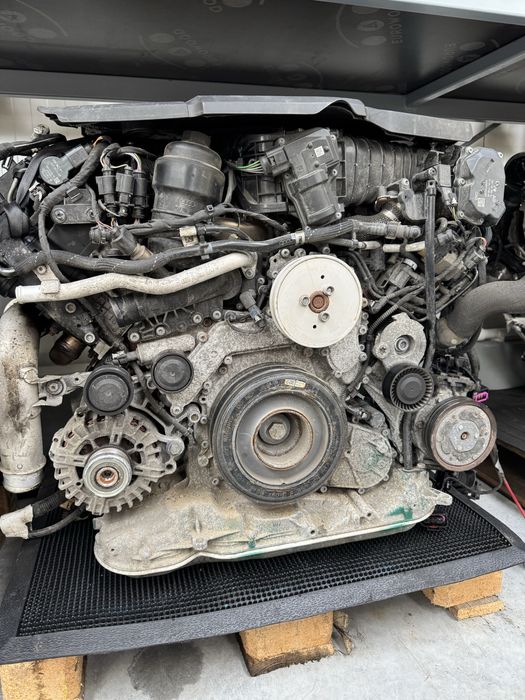 Motor Audi 3.0 V6 218/272 cai CRT CZV CSW q7 A7 A6 A5 A4 Euro6