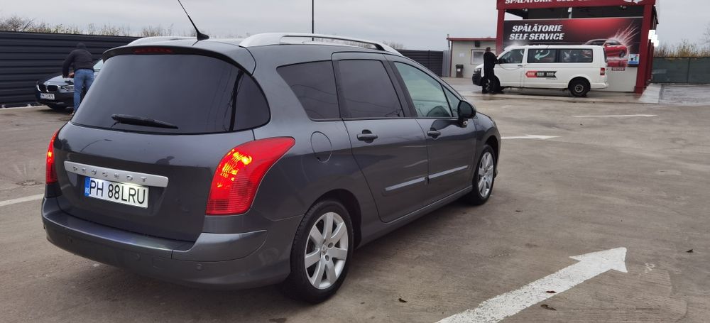 Vând Peugeot 308 SW