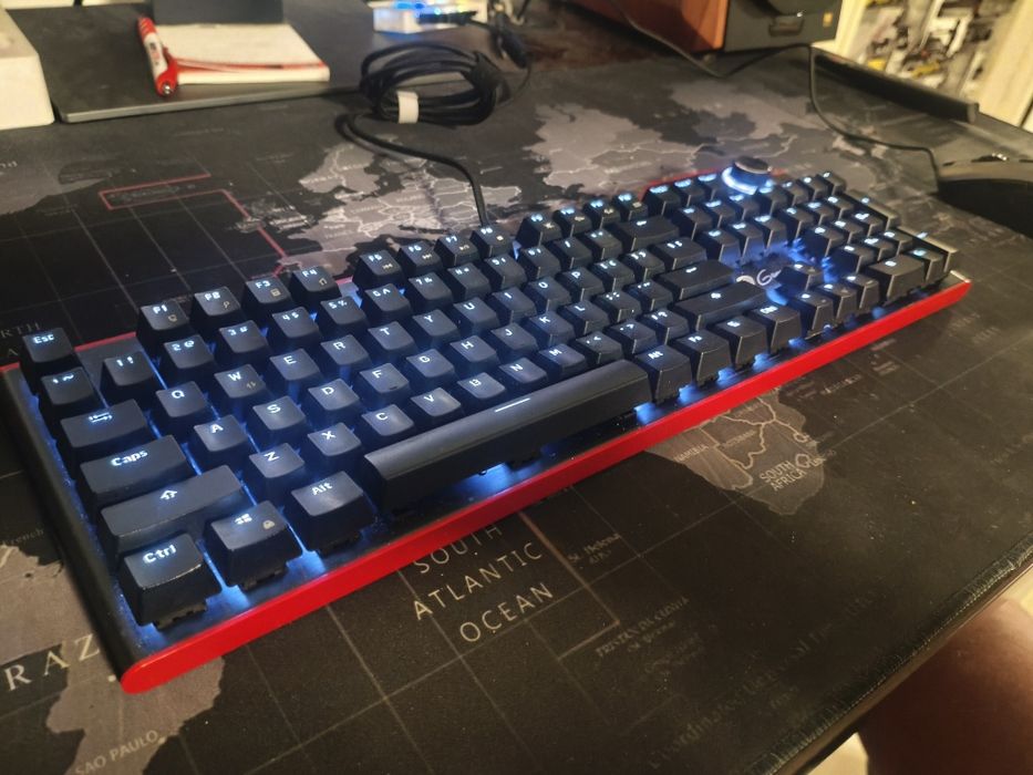 механична клавиатура Genesis  RX85