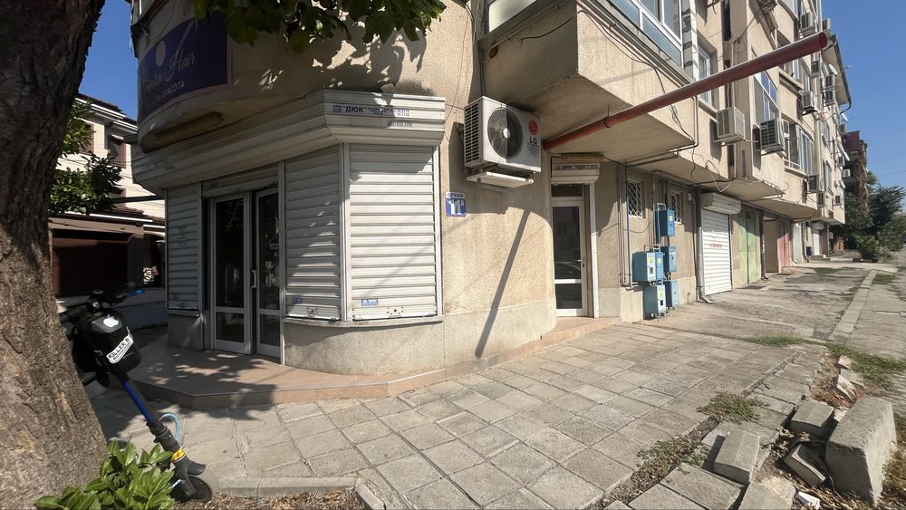 Дава се под наем Магазин в Ямбол, Аврен - 77 кв.м за 400 € - Снимка #1