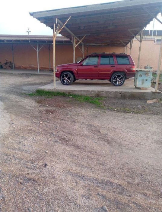 Jeep grand cheroke