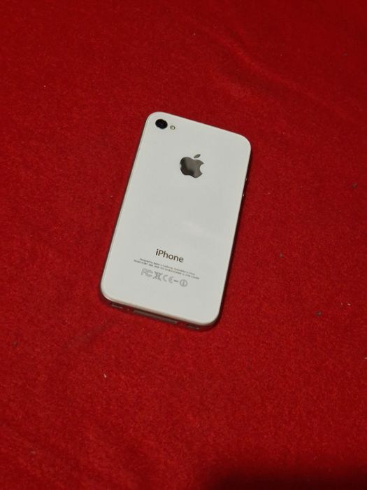 Telefon cu touchscreen blocat