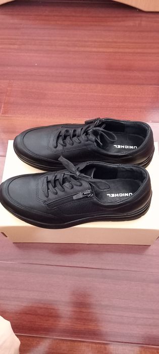 Новые туфли натур. кожа, р.37