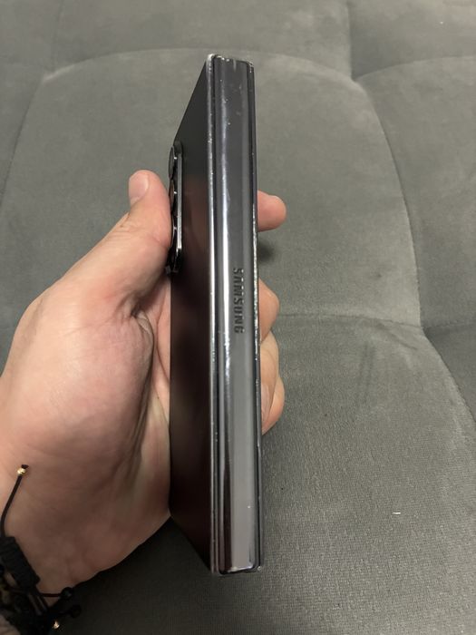 Samsung Galaxy Z Fold 4 - за части