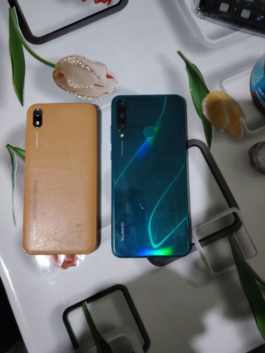 Продам телефоны HUAWEI