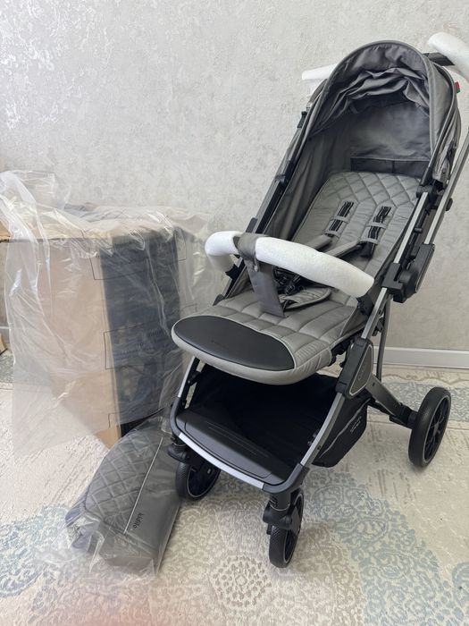 Продам коляску Kidilo новая