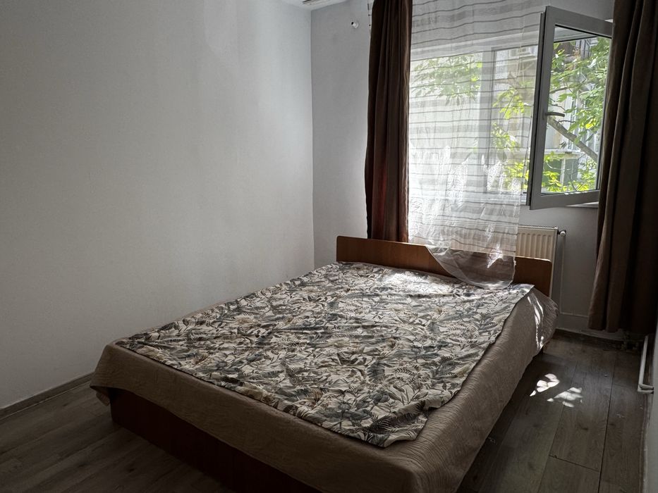 Apartament de închiriat – 3 camere