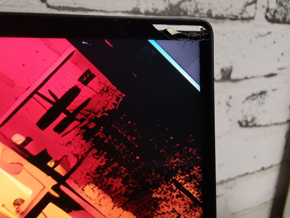 Лаптоп Dell XPS 15 9500 Intel i7, Nvidia 1650 Ti, 1TB NVMe, 16GB RAM